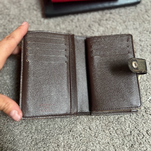 LV wallet - Picture 2 of 3